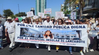 Manifestación por el Hospital Insular (Fotos: Juan Mateos)