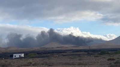 Imágenes del incendio del vertedero de Zonzamas