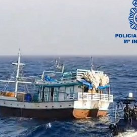Interceptan al sur de Canarias un pesquero brasileño que transportaba 60 fardos de cocaína (Foto: Policía Nacional)