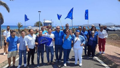 El PP sale a la calle en busca del voto para el 9J