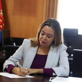 María Dolores Corujo, en el Cabildo de Lanzarote