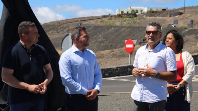 Inauguración de la escultura 'Reflejos de La Geria'