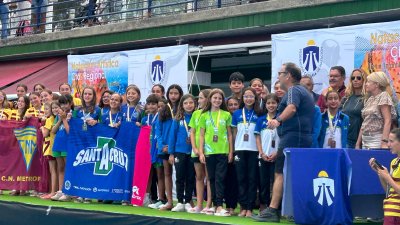 CD Pingüinos en el campeonato de Canarias de verano de natación artística