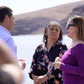 Dolores Corujo y Óscar Noda en Playa Quemada 