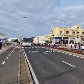 Homenaje de los conductores de Arrecife Bus a su compañero fallecido