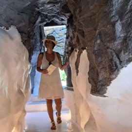 Adela González durante su visita por Lanzarote