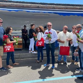 Manuel Fajardo Palarea en el mercadillo de Mancha Blanca en Lanzarote