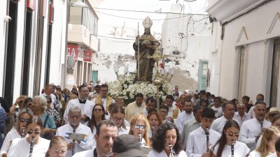 Misa y procesión de San Ginés, 2024 (Fotos: La Voz)