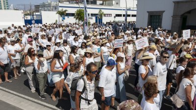 Manifestación por el Hospital Insular  (Fotos: Juan Mateos)