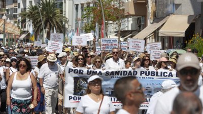 Manifestación por el Hospital Insular  (Fotos: Juan Mateos)