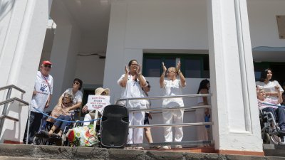Manifestación por el Hospital Insular  (Fotos: Juan Mateos)