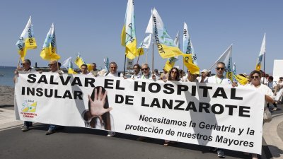 Manifestación por el Hospital Insular  (Fotos: Juan Mateos)