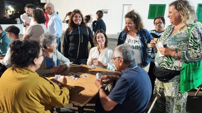 Fiestas de Caleta Caballo con la procesión de La Lapa