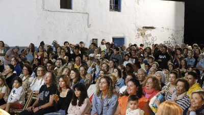 Fiestas de Caleta Caballo con la procesión de La Lapa