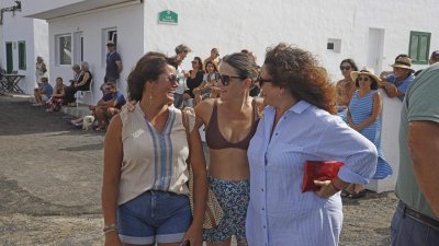 Fiestas de Caleta Caballo con la procesión de La Lapa