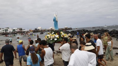 Procesión del Sagrado Corazón de María en Famara (Fotos: La Voz)