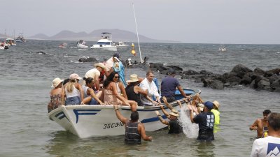 Procesión del Sagrado Corazón de María en Famara (Fotos: La Voz)