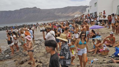 Procesión del Sagrado Corazón de María en Famara (Fotos: La Voz)
