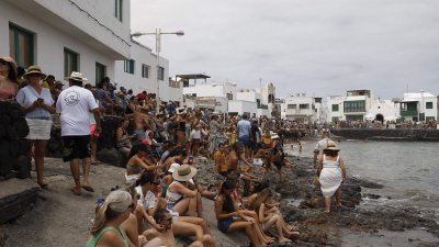 Procesión del Sagrado Corazón de María en Famara (Fotos: La Voz)