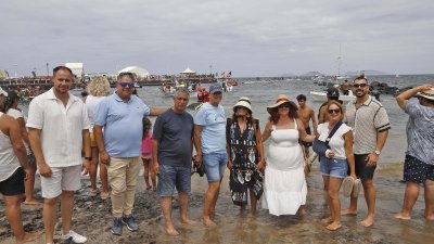 Procesión del Sagrado Corazón de María en Famara (Fotos: La Voz)