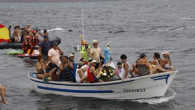 Procesión del Sagrado Corazón de María en Famara (Fotos: La Voz)