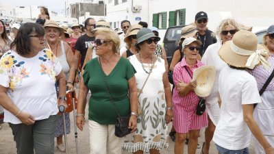 Procesión del Sagrado Corazón de María en Famara (Fotos: La Voz)
