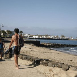 Playa Bastián en Costa Teguise. Foto: José Luis Carrasco.