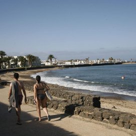 Playa Bastián en Costa Teguise. Foto: José Luis Carrasco.