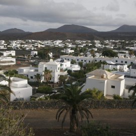 Viviendas en Yaiza. Foto: José Luis Carrasco.