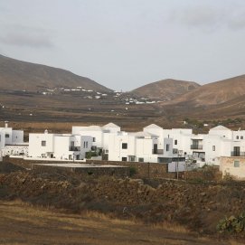 Viviendas en Yaiza. Foto: José Luis Carrasco.