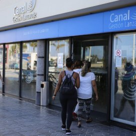 Oficina de Canal Gestión, empresa encargada de la gestión del agua en Lanzarote. Foto: José Luis Carrasco.