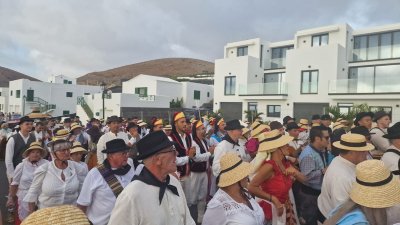Ofrenda de Arrecife a la Virgen de Los Dolores