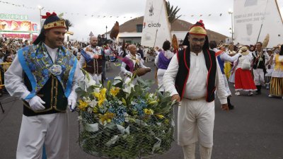 Ofrenda de Arrecife a la Virgen de Los Dolores