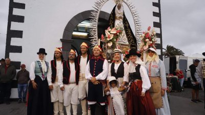 Ofrenda de Arrecife a la Virgen de Los Dolores