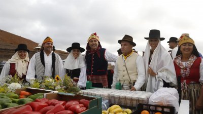 Ofrenda en la Romería de Los Dolores. 