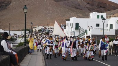 Ofrenda en la Romería de Los Dolores. 