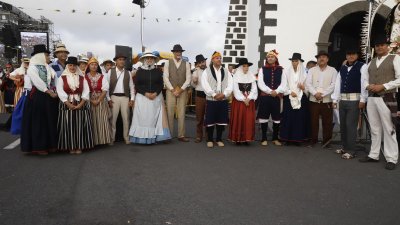 Ofrenda en la Romería de Los Dolores. 
