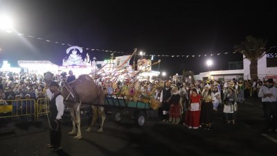 Ofrenda en la Romería de Los Dolores. 