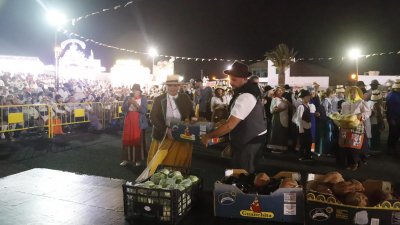 Ofrenda en la Romería de Los Dolores. 