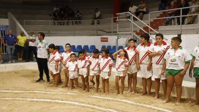 Presentación del CL San Bartolomé y luchada contra el Jandía