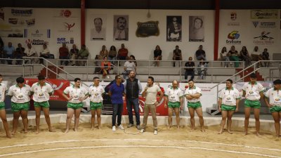 Presentación del CL San Bartolomé y luchada contra el Jandía
