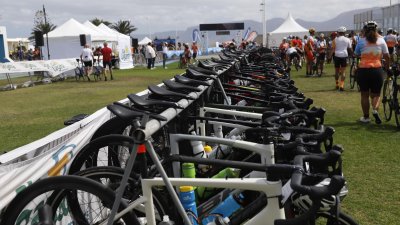 II jornada de la I Vuelta Ciclista a Lanzarote (Fotos: La Voz)