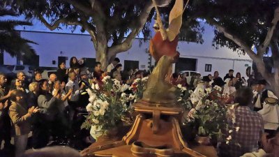 Procesión en honor a San Miguel Arcángel. Fotos: La Voz