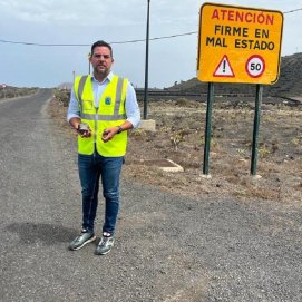 El vicepresidente y consejero de Obras Públicas, Jacobo Medina