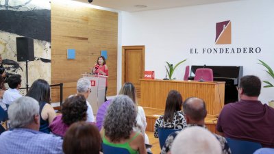 Coloquio de Francina Armengol sobre el futuro del turismo. Fotos: PSOE y Juan Mateos.