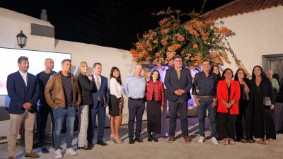San Bartolomé homenajea el trabajo de Facundo Perdomo Rodríguez, cronista oficial del municipio