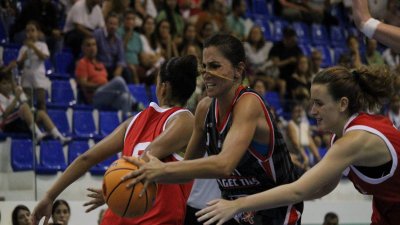 El Magec Tías Contra la Violencia de Género inicia la temporada con derrota
