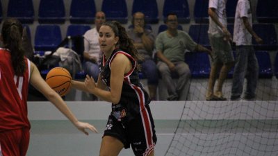 El Magec Tías Contra la Violencia de Género inicia la temporada con derrota