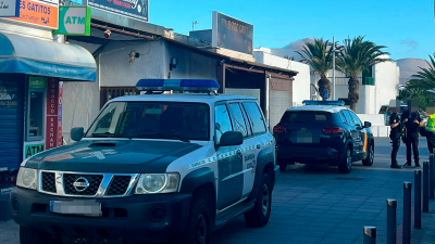 Operación conjunta de la Guardia Civil en Puerto del Carmen y Arrecife. Foto: La Voz de Lanzarote.