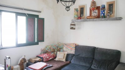 Alicia García logra recuperar su vivienda tras casi tres años ocupada. Foto: Juan Mateos.